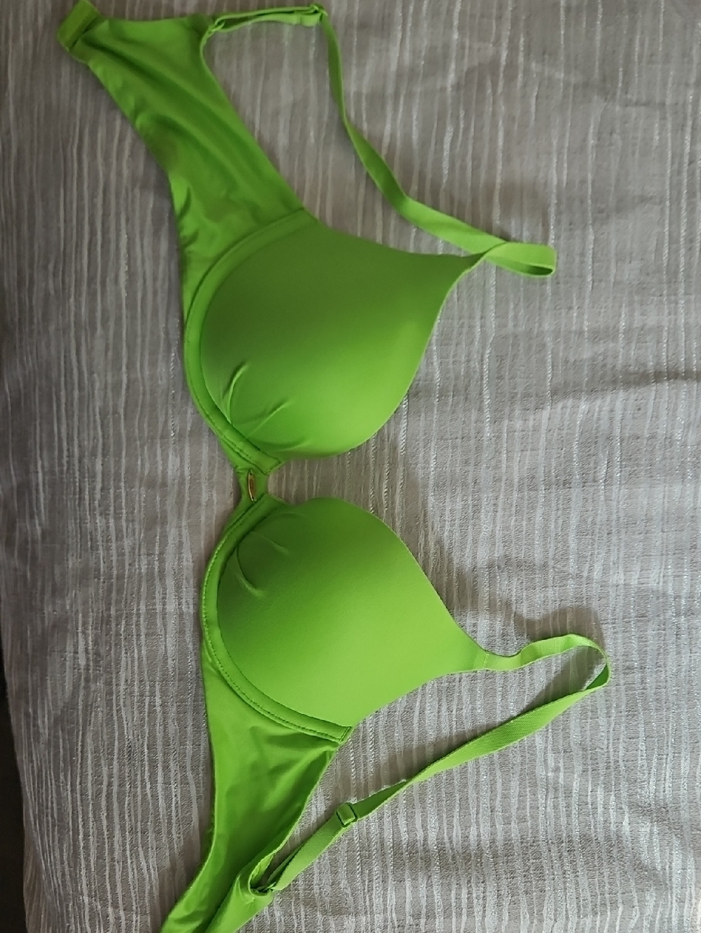 Victoria's Secret Lime Green Padded Bra "PLUNGE"